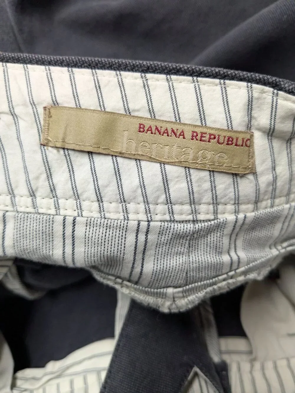 Banana Republic Straight Leg Chino Pants Minimalist Grunge Tailored Trousers 31